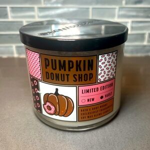 Bath & Body Works Pumpkin Donut Shop Candle